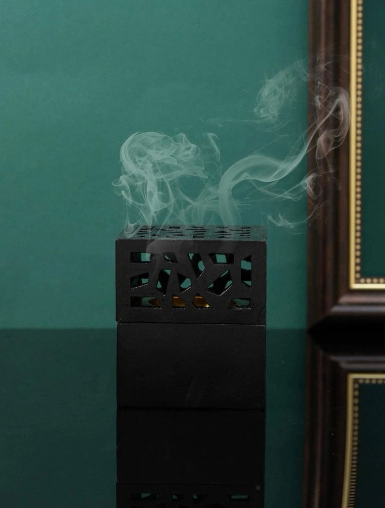 Black Cut Out Square Bakhoor Burner